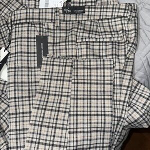 Sz 10/30⭐️NWT Liverpool Cashew (beige) Plaid Tartan Kelsey Knit trousers.